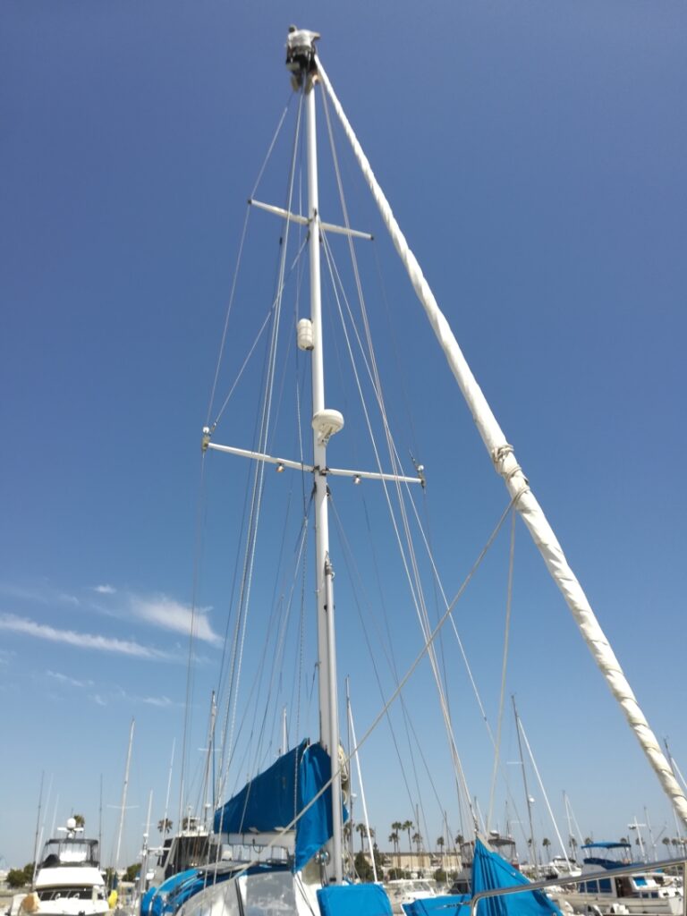 Mast inspection of a Kelly Peterson 44