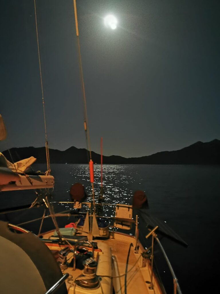 Pleine lune sur Marina Bay